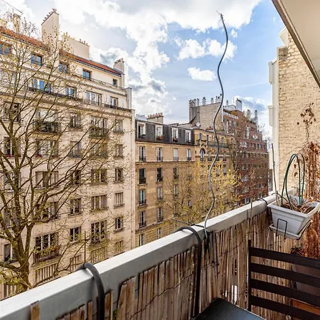 Lejlighed Guestready - High-rise Haven In The 20th